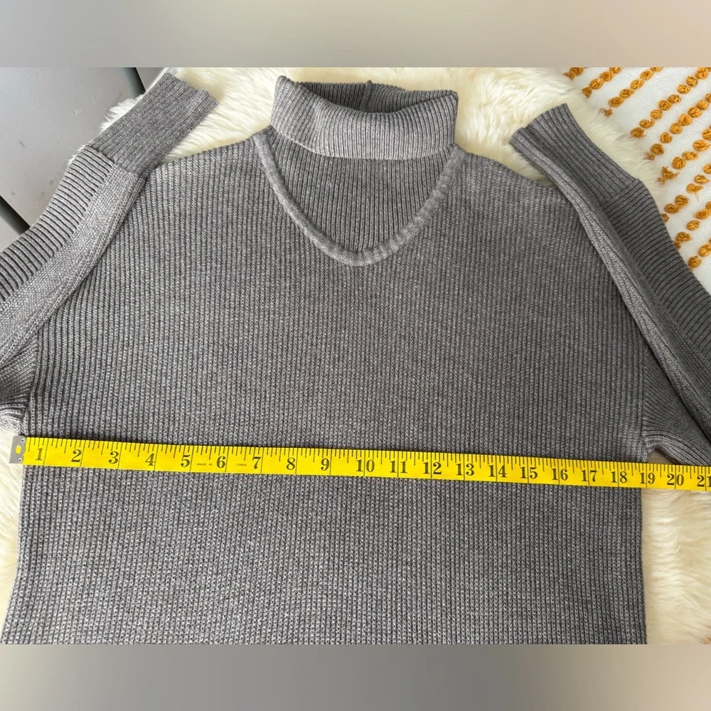 Lululemon Cozy Calling Turtleneck Knit Sweater Heathered Taupe Gray Pima Cotton